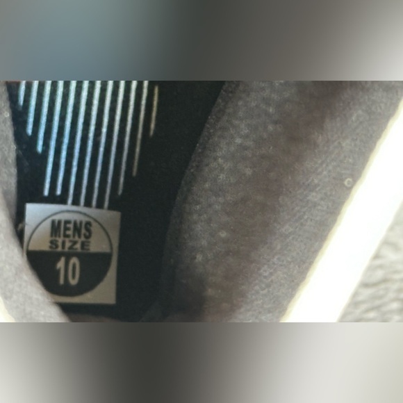 Jordan 1 High React Grey Fog Sneakers - Picture 10 of 12